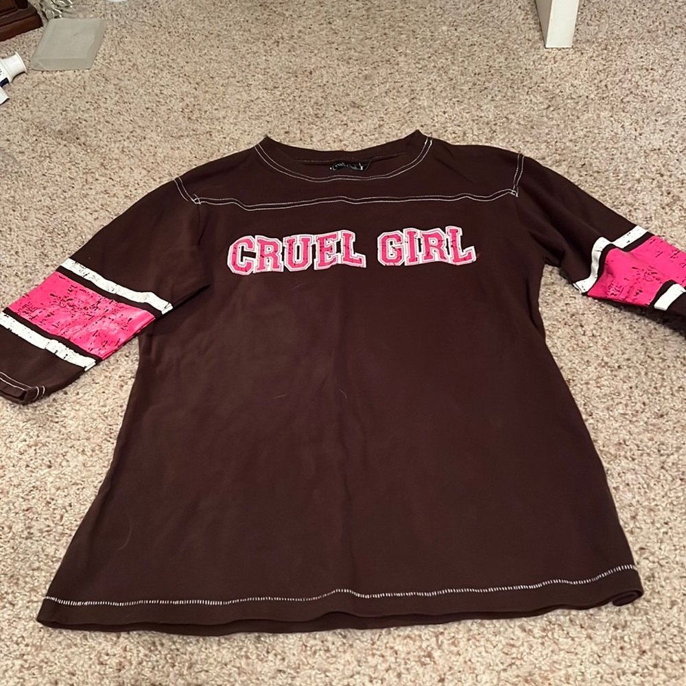 cruel girl mid arm tee